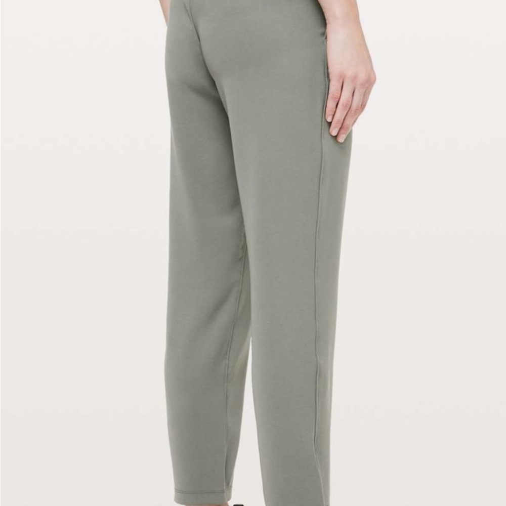 lululemon athletica Women's Dark Olive Green Joggers - Picture 2 of 7